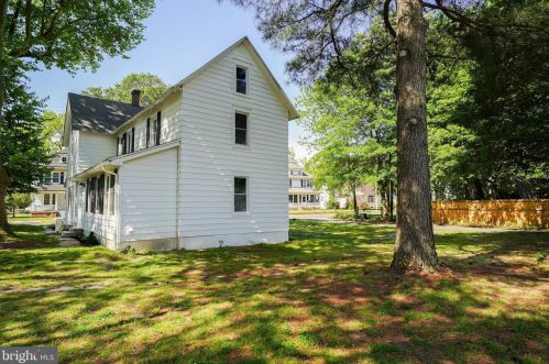 411 6th St, Laurel DE  19956-1363 exterior
