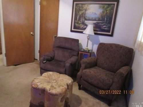 930 Live Oak Ave, Ukiah CA  95482-3733 exterior