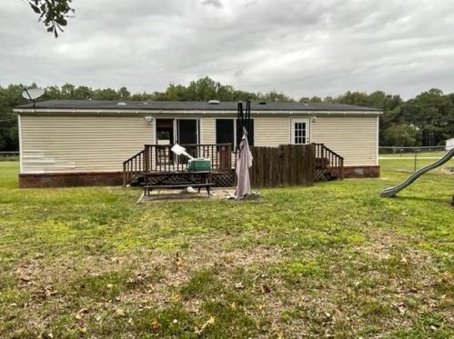 16218 Lone Star Ranch Dr, Conroe, TX 77302-8304