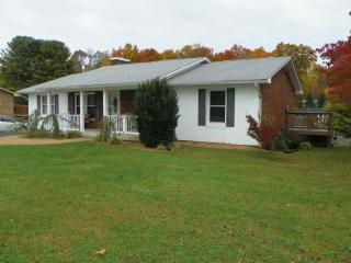 278 Fain Rd, Blountville, TN 37617-4616
