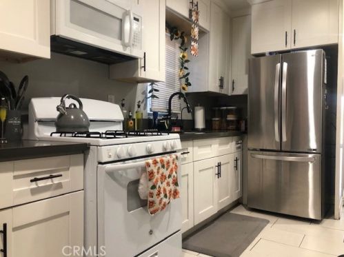 2202 Stockwell St, Compton CA  90222-2902 exterior