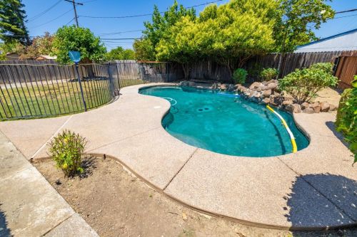 28 Clover St, Woodland CA  95695-3108 exterior