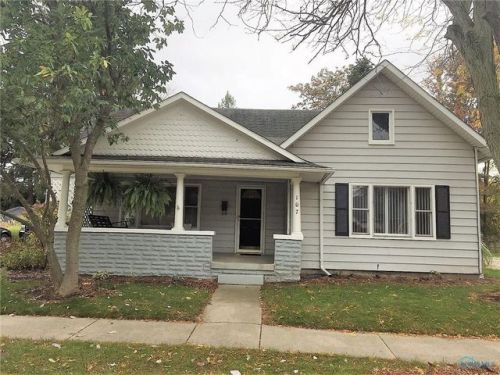 107 Garfield Ave, Swanton, OH 43558-1231