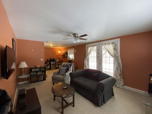 61 Thorndike Rd, Weare NH  03281-4549 exterior