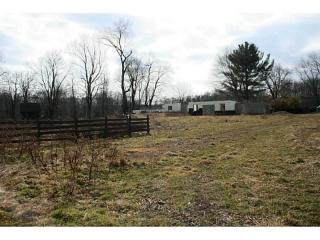4676 Pine Rd, Hartstown PA  16131-1234 exterior
