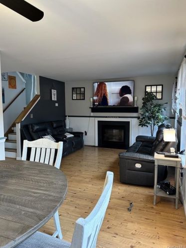 312 Angelo Dr, Montgomery NY  12549-1600 exterior