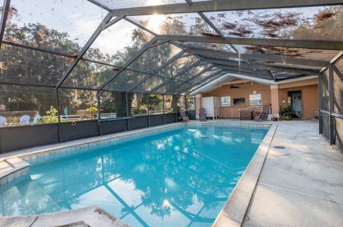 32009 Harris Rd, Tavares FL  32778-4643 exterior