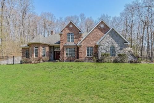 694 Higganum Rd, Durham, CT 06422-1918