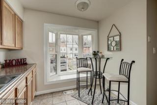 2040 Mayflower Dr, Woodbridge, VA 22192-2339