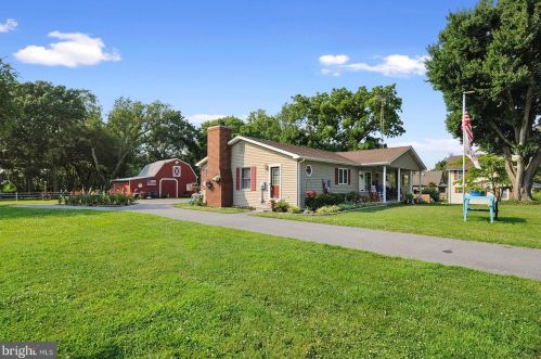18 Mechanic St, Camden-Wy, DE 19934-1016