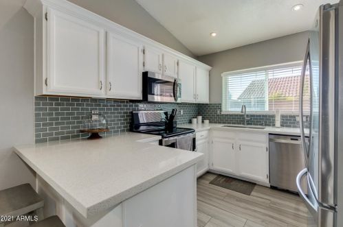 856 Sailors Way, Gilbert AZ 85295-5451 exterior