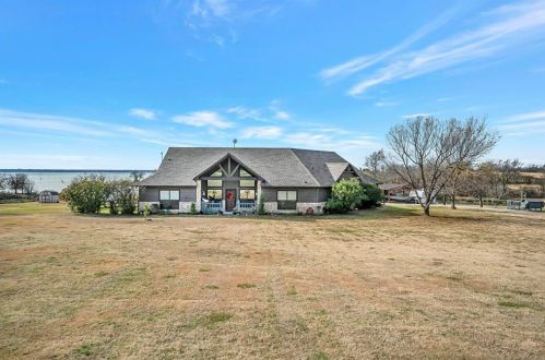 142 Pearl Valley Dr, Kerens, TX 75144-6184