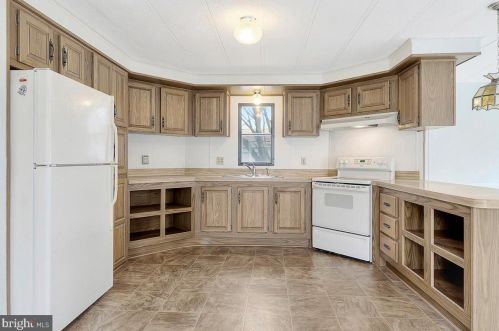 1043 11th Ave, Wilmington, DE 19808-4970