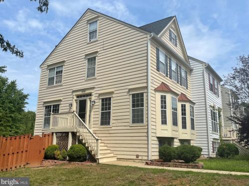 16785 Brandy Moor Loop, Woodbridge, VA 22191-4761