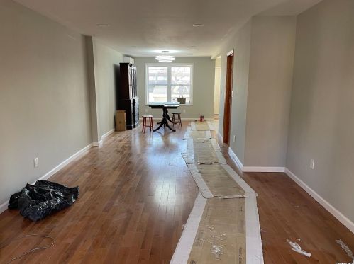9218 93rd Ave, Jamaica, NY 11421-3009