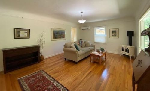 10524 Alta St, Grass Valley, CA 95945-5506