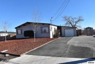 13500 Mount Whitney St, Reno, NV 89506-1426