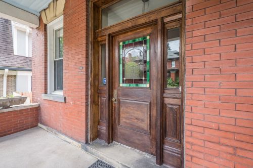 6118 Jackson St, Pittsburgh, PA 15206-2208