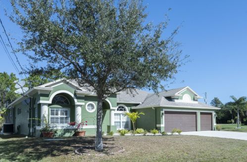 5919 Favian Ave, Fort Pierce, FL 34986-3718