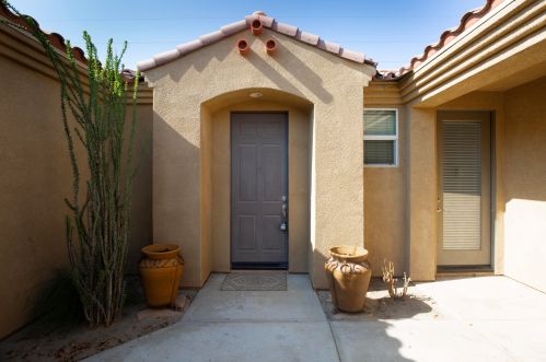 83814 Wolf Creek Rd, Indio CA  92203-2817 exterior