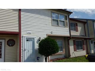 1062 Commonwealth Pl, Virginia Beach VA  23464-4521 exterior