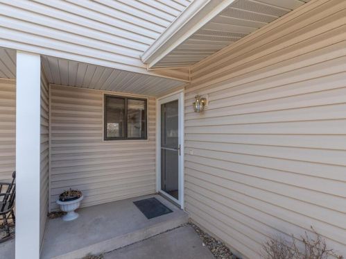 7200 Perry Ct, Minneapolis, MN 55429-1203