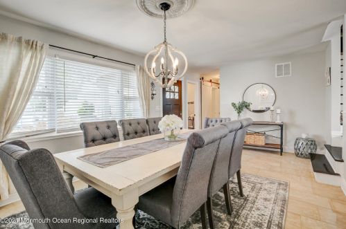 10 Calvin Ct, Old Bridge NJ  08857-2147 exterior