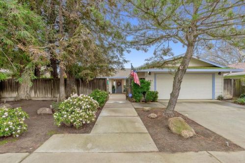 521 Del Oro St, Woodland, CA 95695-5116