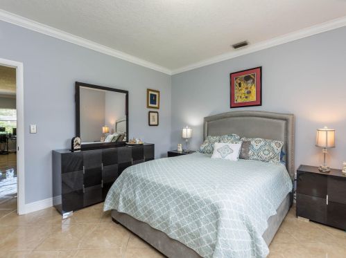 5272 Lake Blvd, Delray Beach FL  33484-4270 exterior