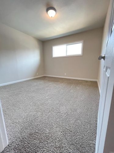 102 Thompson Ave, Ukiah CA  95482-6543 exterior