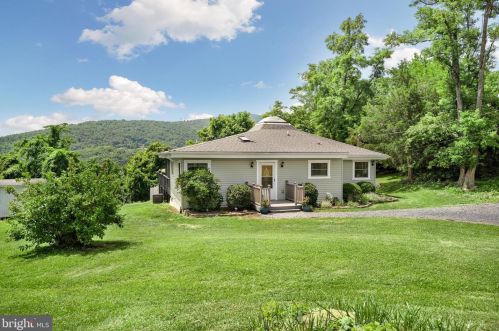 398 Granny Smith Rd, Linden, VA 22642-6233