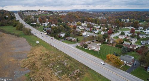 397 Kunkel Ave, Hummelstown PA  17036-9337 exterior