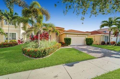 18131 33rd St, Hollywood FL  33029-1628 exterior