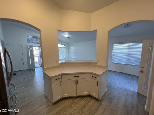 2007 89th Dr, Phoenix, AZ 85037-3898