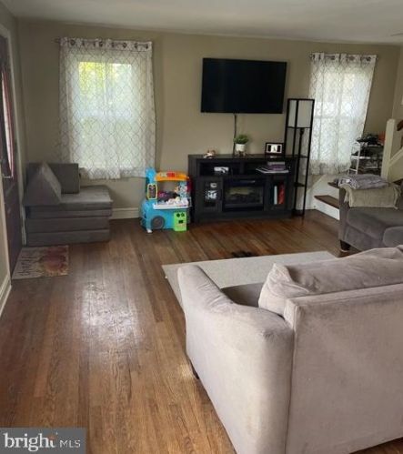 1193 Letchworth Rd, Camp Hill PA  17011-7516 exterior