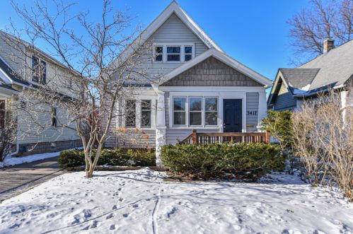 3417 Cramer St, Milwaukee WI 53211-2816 exterior