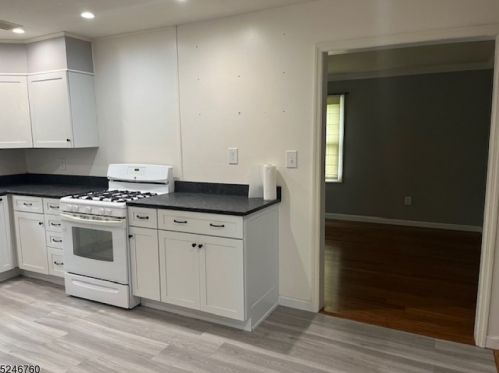 44 Manor Rd, Parsippany NJ  07834-2529 exterior