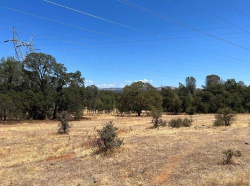 6321 Upper Palermo Rd, Oroville CA  95966-9017 exterior