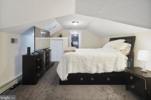 2828 Old Welsh Rd, Willow Grove PA  19090-3936 exterior