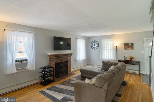 1833 Powell St, Norristown PA  19401-3025 exterior