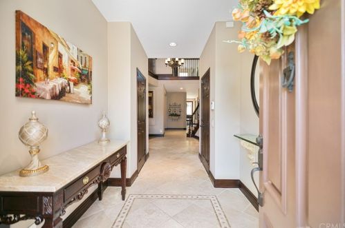 6621 Prescott Ct, Orange, CA 92867-6419