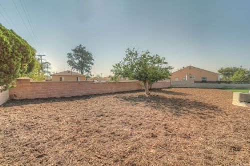 540 Victoria St, Rialto CA  92376-5231 exterior