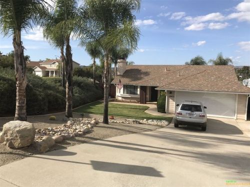 13402 Sohail St, Lakeside, CA 92040-4749