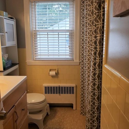 24 Plymouth Rd, North Providence RI  02904-5225 exterior