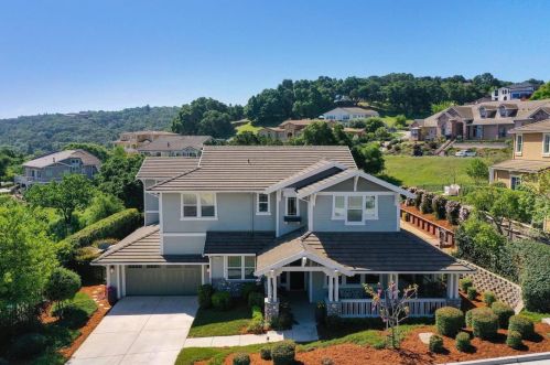 1920 Saffron Ct, Gilroy, CA 95020-7933