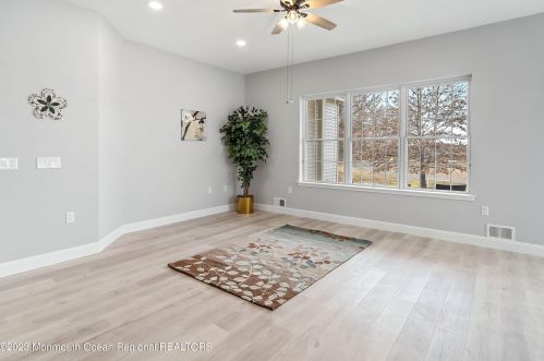 58 Baltusrol Dr, Jackson Twp NJ  08527-4012 exterior