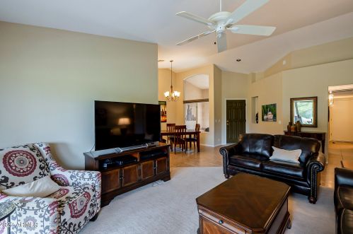 19430 85 Dr, Peoria AZ  85383-3624 exterior