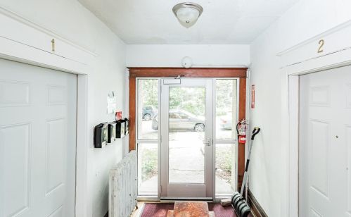 435 Fry St, Saint Paul, MN 55104-3730