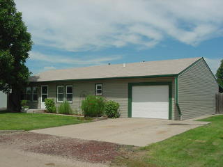 2121 E St, North Platte NE  69101-6669 exterior