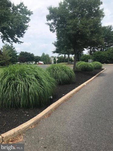 3094 Harbour Dr, Palmyra NJ 08065-2217 exterior